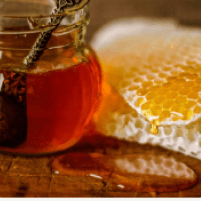 Dark honey comb harvest